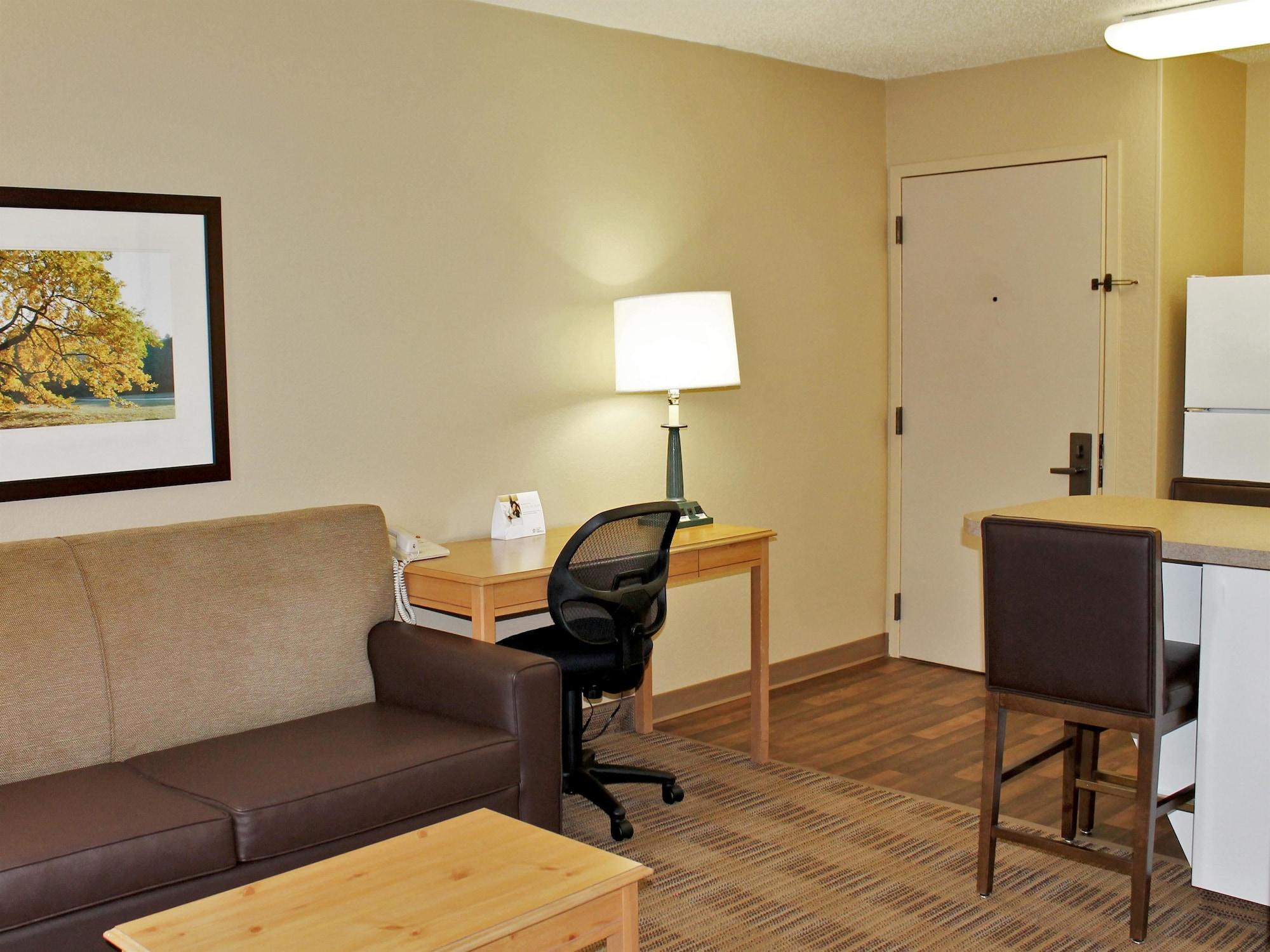 Extended Stay America Select Suites - Jacksonville - Baymeadows Exterior photo