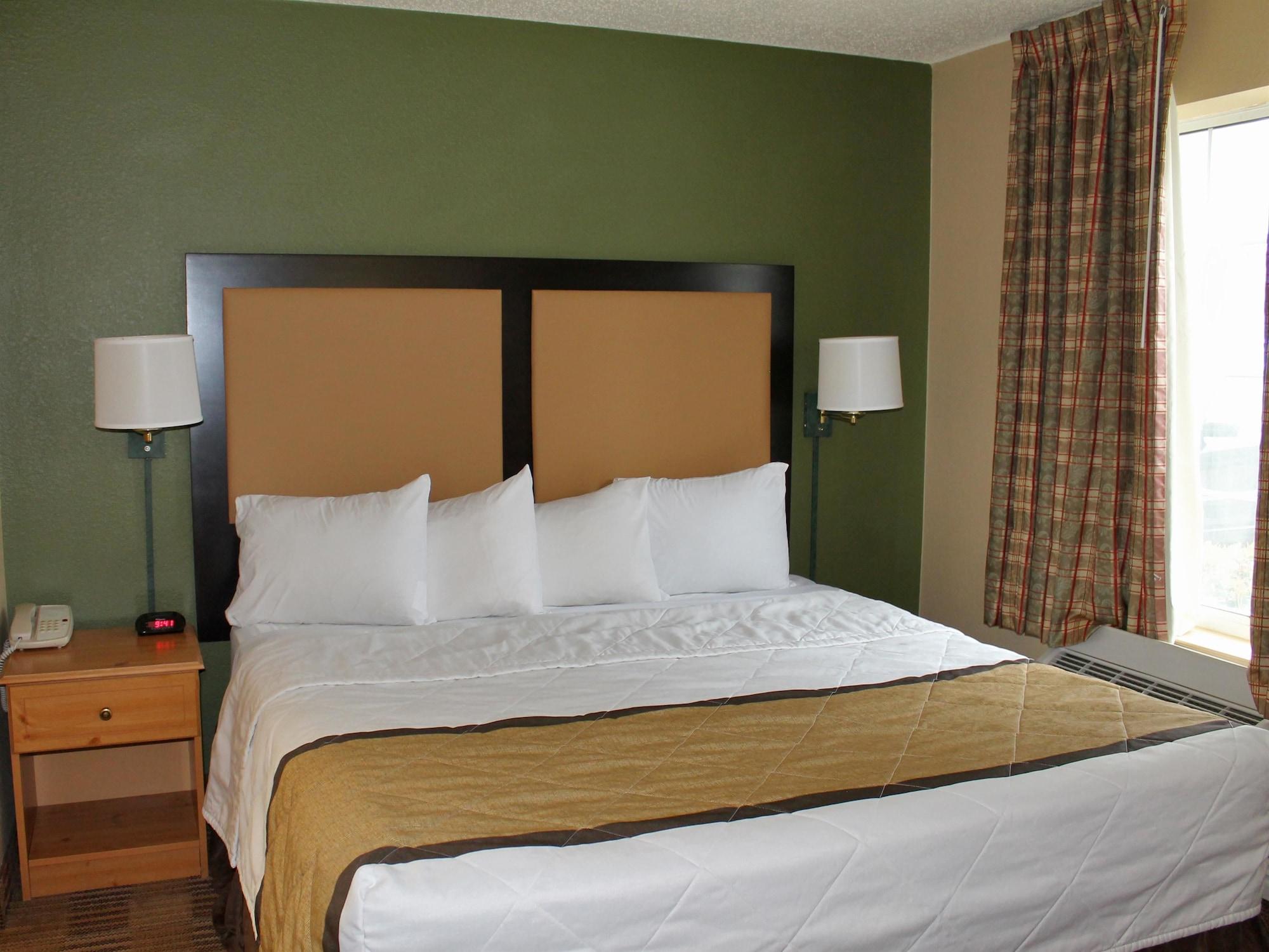 Extended Stay America Select Suites - Jacksonville - Baymeadows Exterior photo
