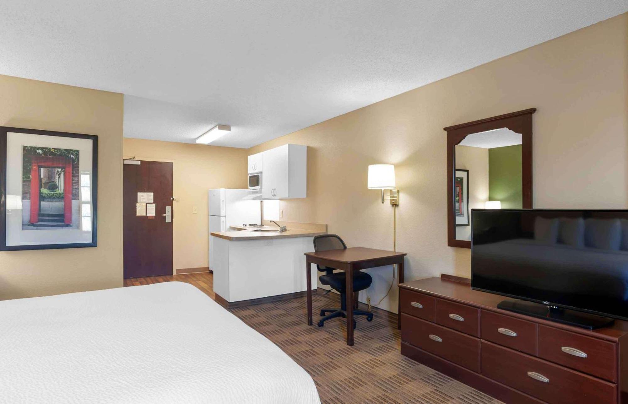 Extended Stay America Select Suites - Jacksonville - Baymeadows Exterior photo