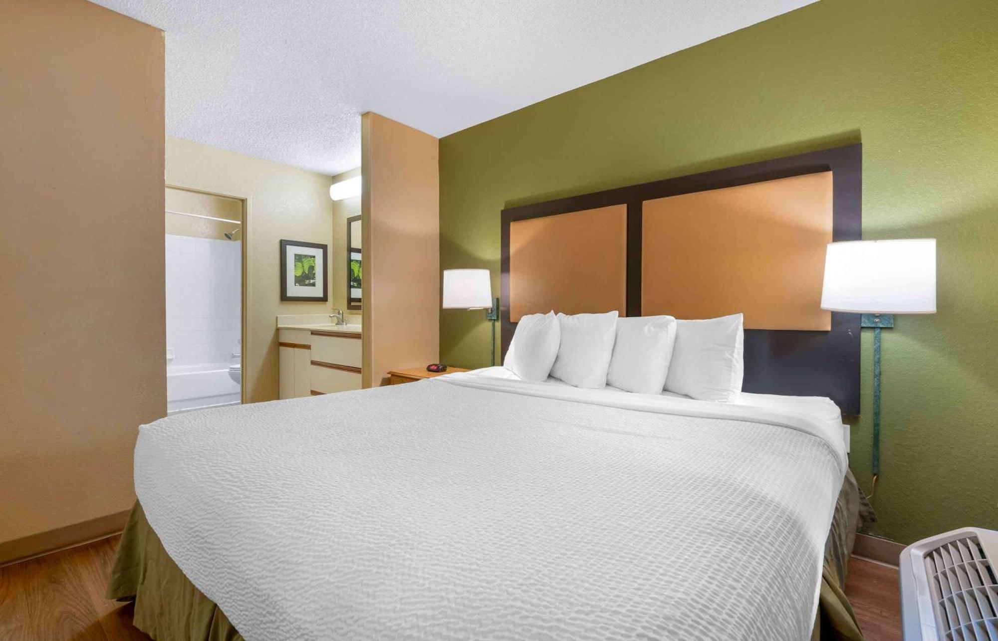 Extended Stay America Select Suites - Jacksonville - Baymeadows Exterior photo