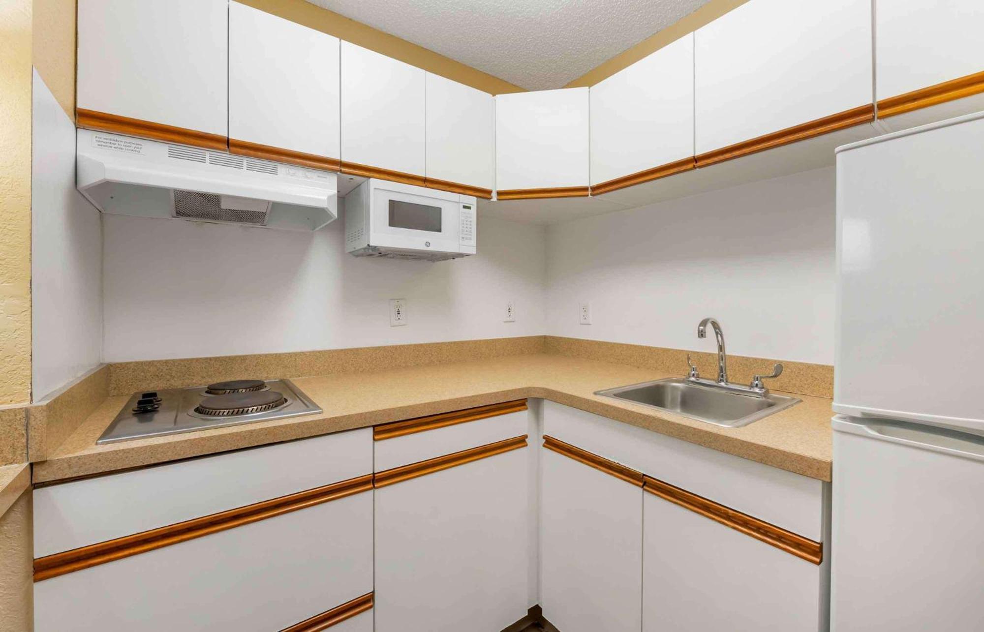 Extended Stay America Select Suites - Jacksonville - Baymeadows Exterior photo
