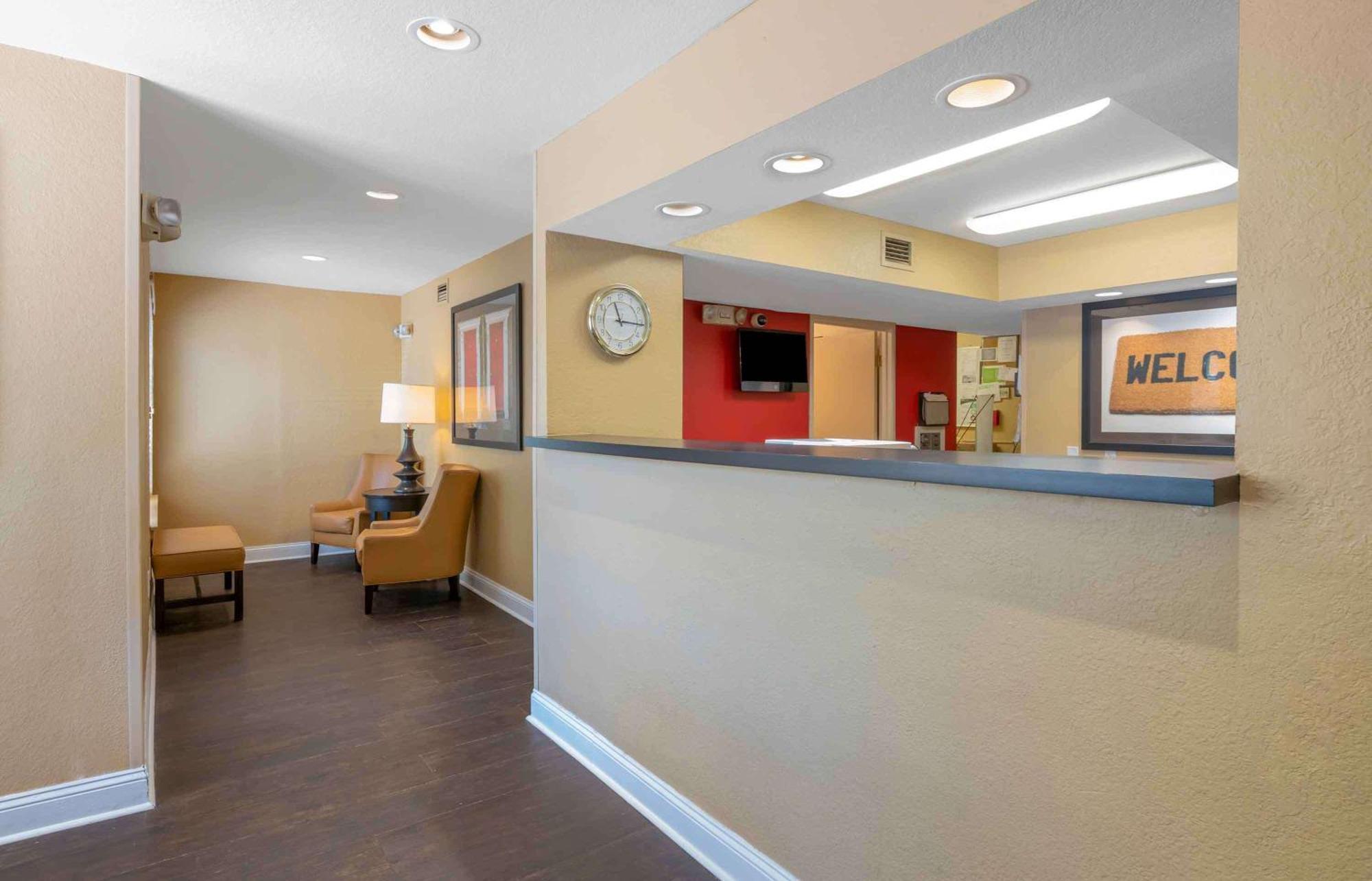 Extended Stay America Select Suites - Jacksonville - Baymeadows Exterior photo