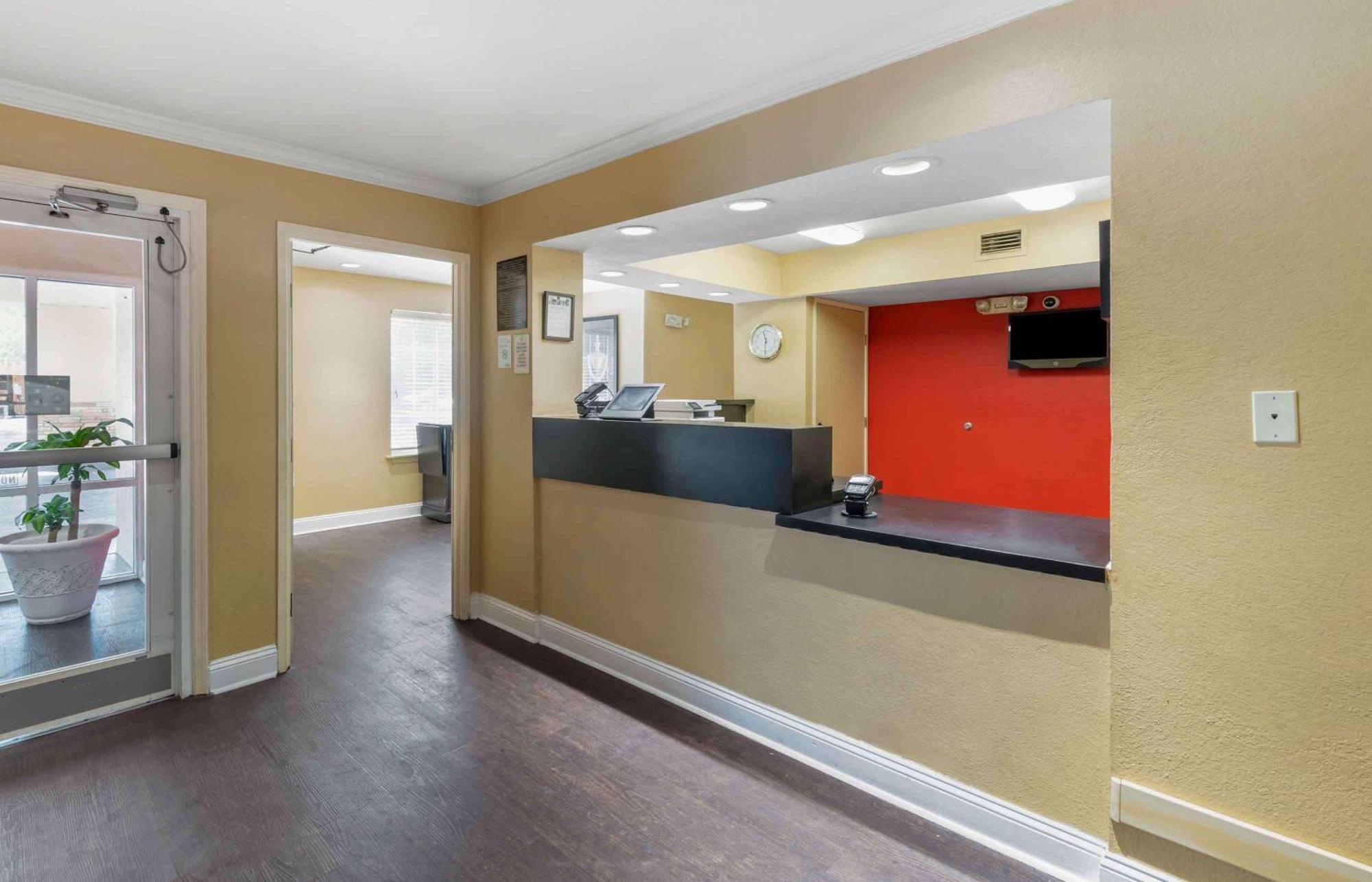Extended Stay America Select Suites - Jacksonville - Baymeadows Exterior photo
